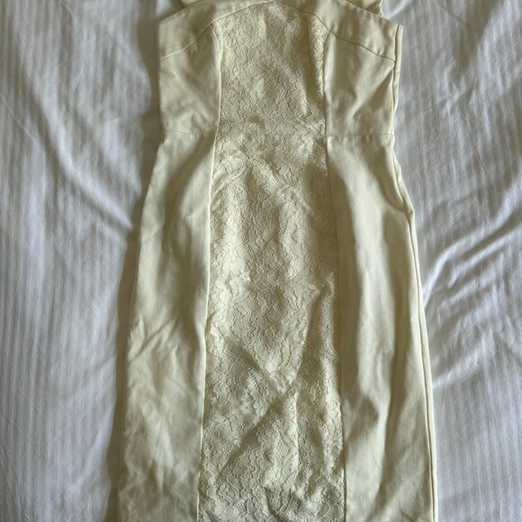 NWOT EVER NEW Melbourne Cross-Neck Bandage Mini Dress with Lace Detailing - Picture 3 of 15